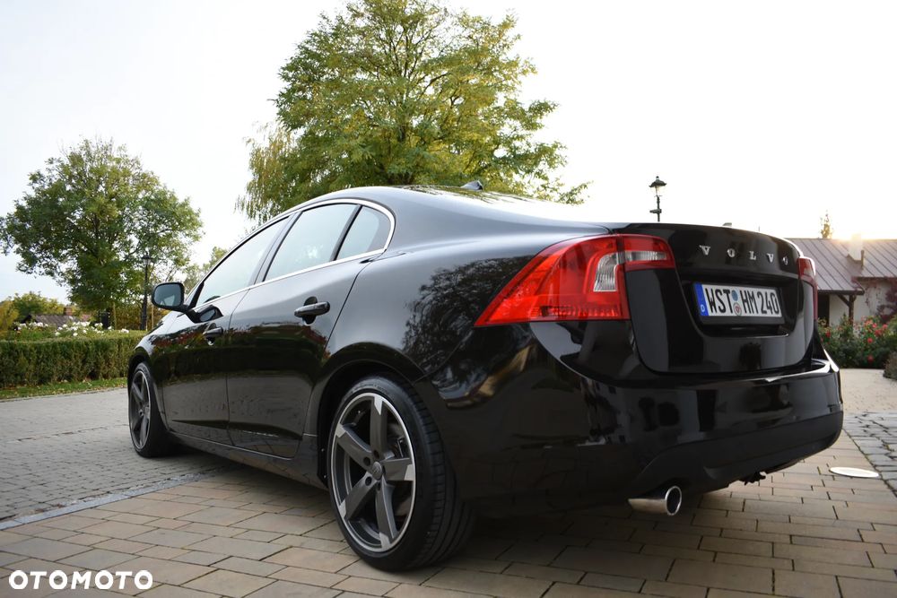 Volvo S60 - 17