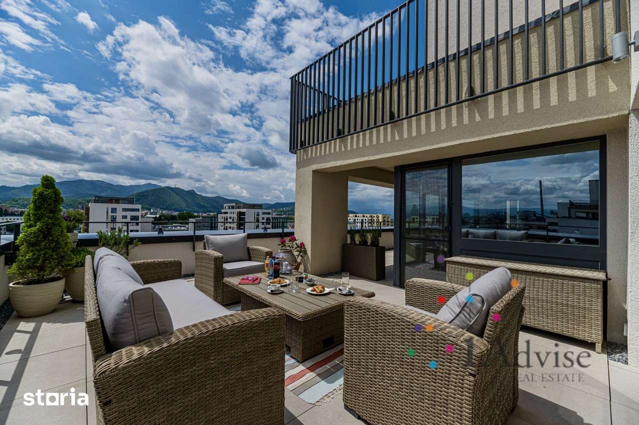 Penthouse Exclusivist cu Terasă Panoramică și Jacuzzi – Coresi Brașov — fotografia 1