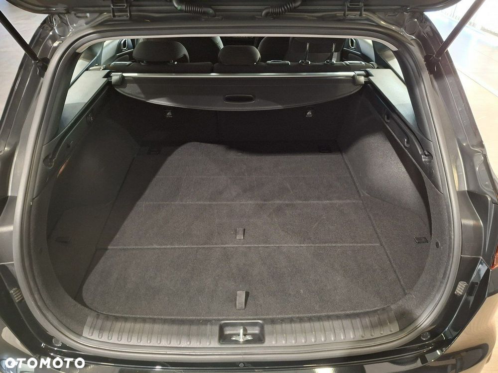 Kia Ceed 1.5 T-GDI M - 8