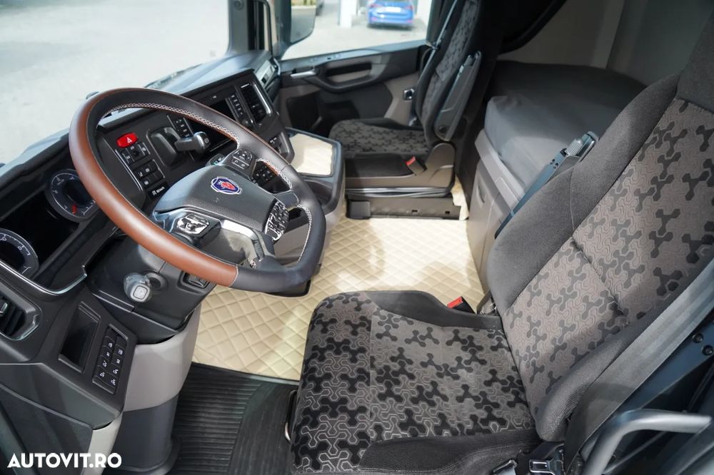 Scania S 450 / CORTINĂ 7,7 M / 60 M3 / SOLO / 6X2 / AXĂ RIDICATĂ / 2019 / - 24