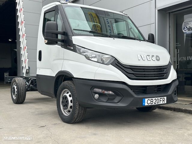 Iveco DAILY 35S16A8 cx. automática - 1