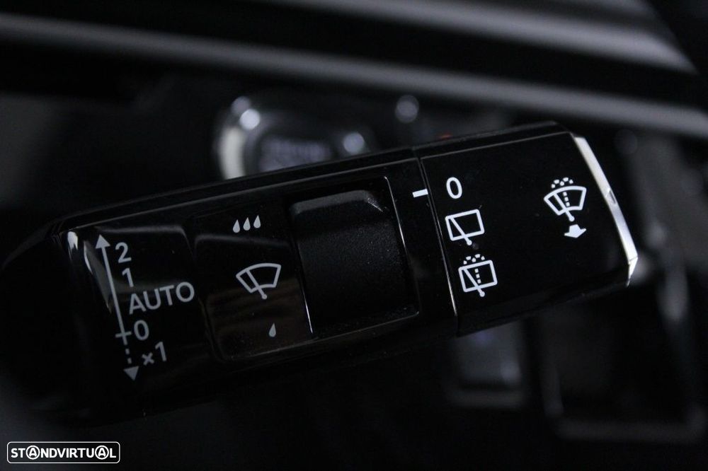 Peugeot 5008 1.2 Hybrid Allure e-DCS6 - 25