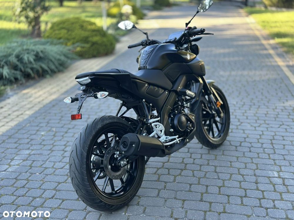 Yamaha MT - 20