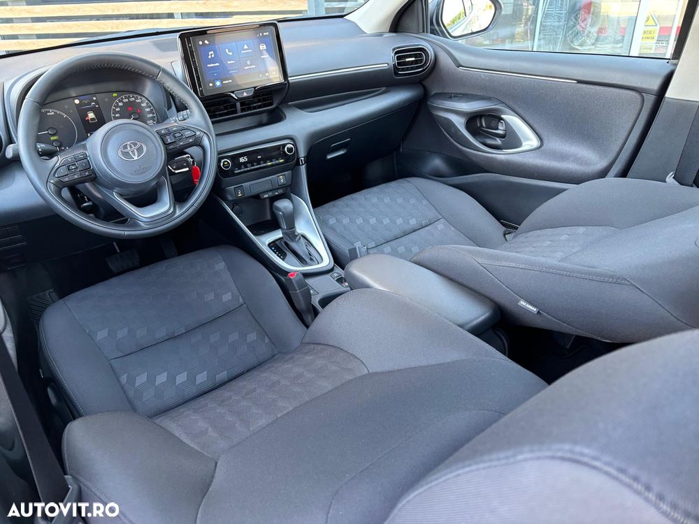 Toyota Yaris 1.5 VVT-i HSD Active - 22