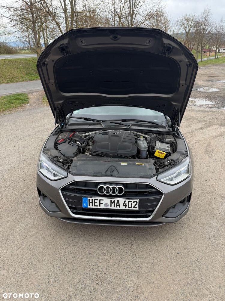 Audi A4 Avant 40 TDI S tronic - 1