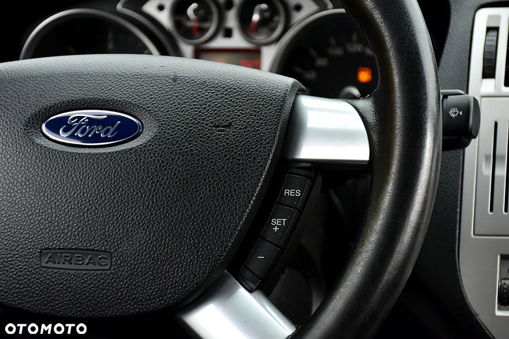 Ford Kuga 2.0 TDCi 4WD Titanium Plus - 23