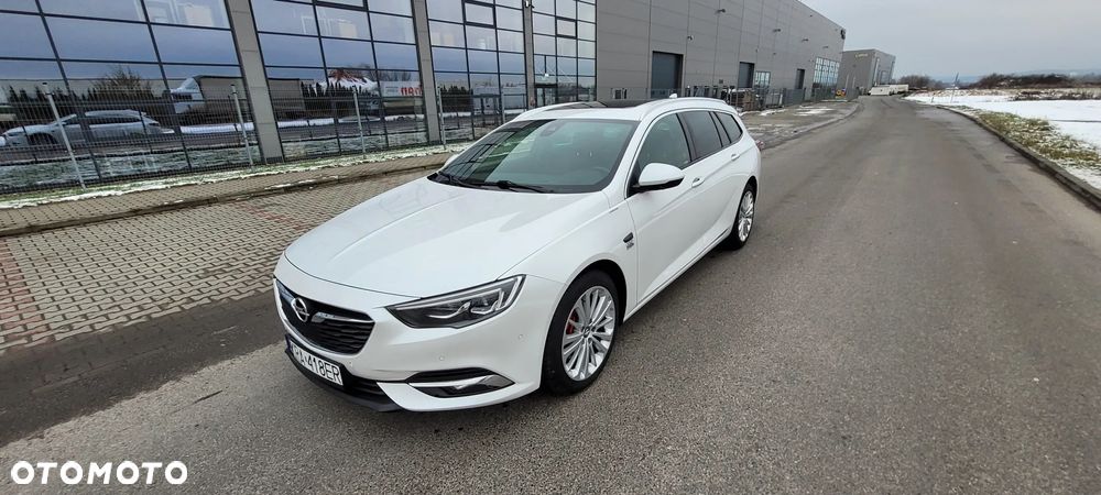 Opel Insignia 2.0 BiTrb D 4x4 Automatik - 8