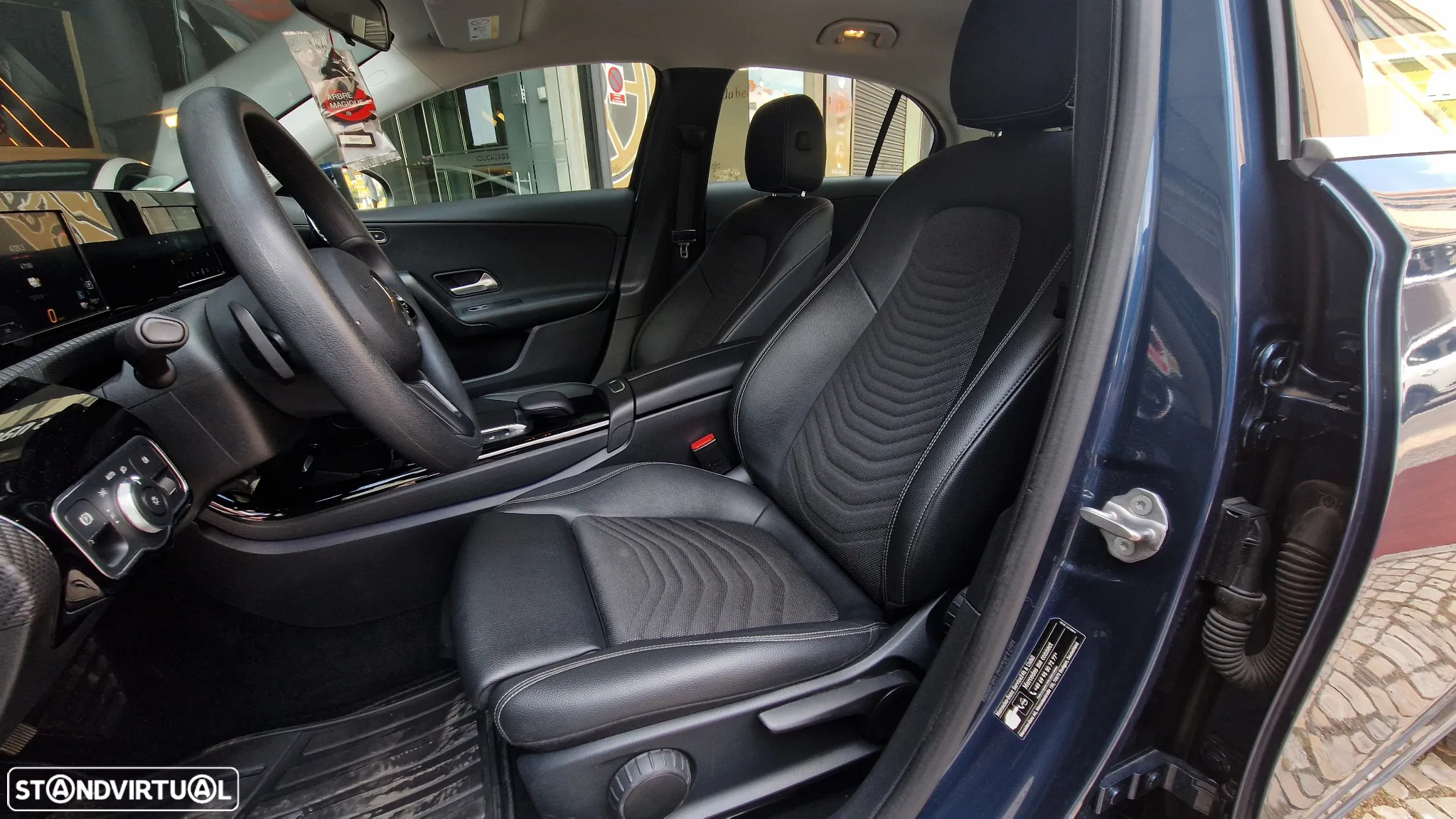 Mercedes-Benz A 250 e 8G-DCT Style - 8