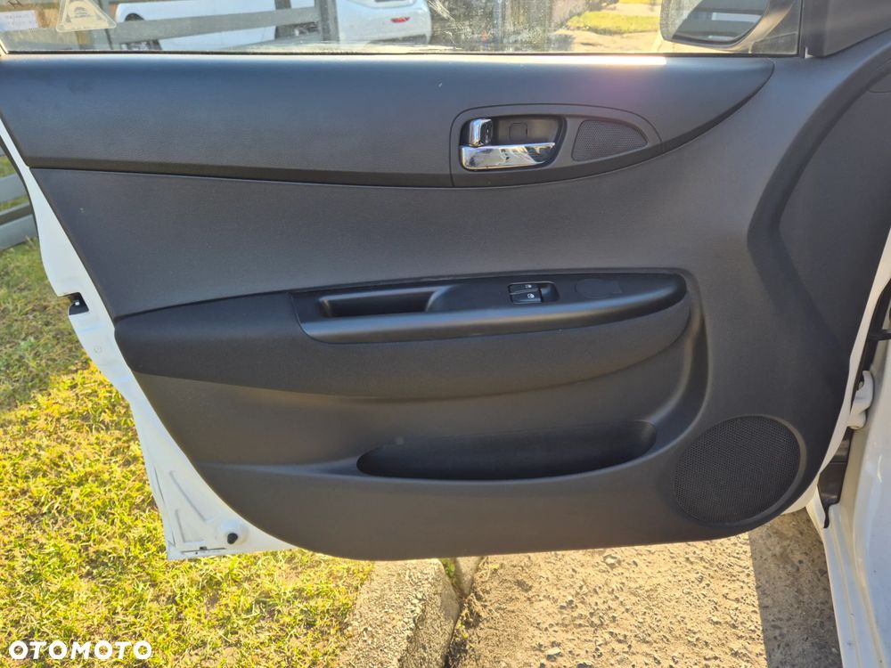 Hyundai i20 - 11
