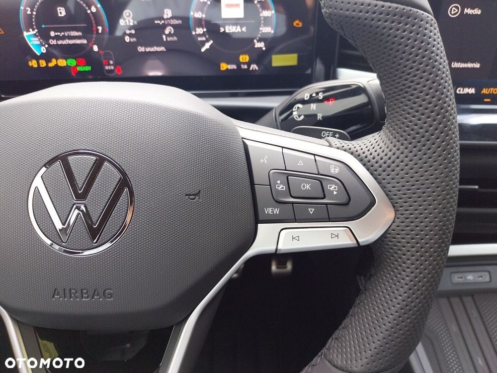 Volkswagen T-Roc - 14