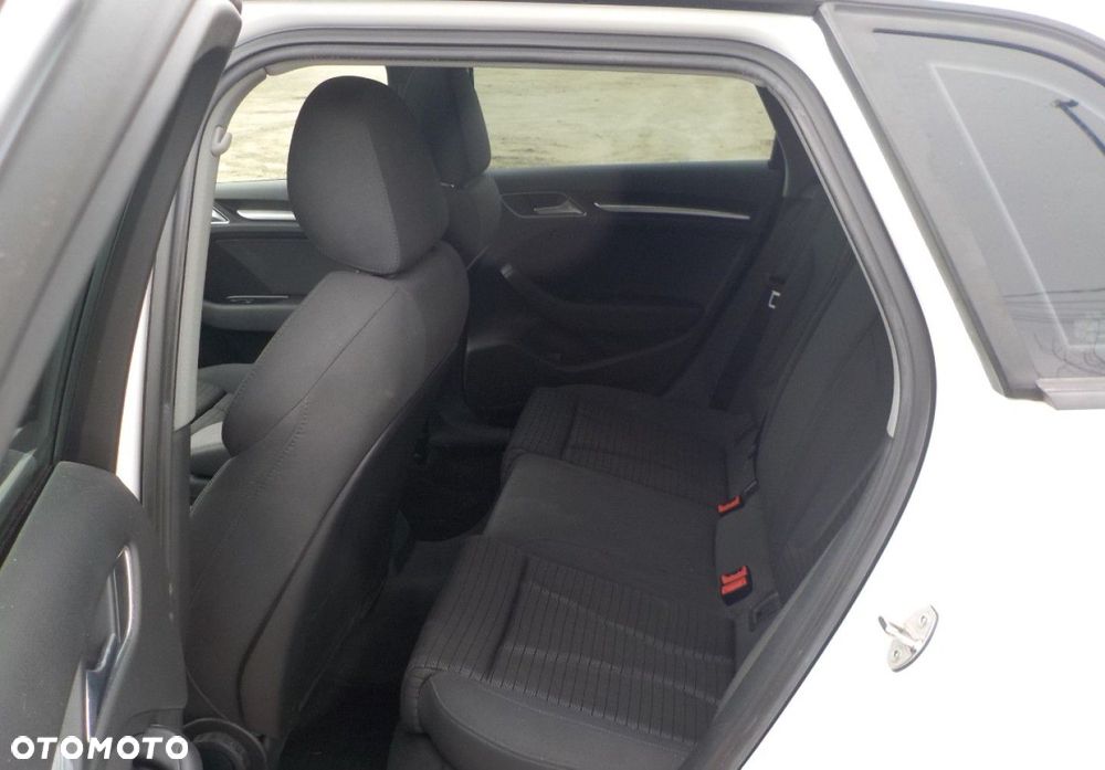 Audi A3 Sportback - 18