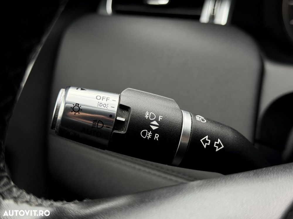 Land Rover Discovery Sport - 17