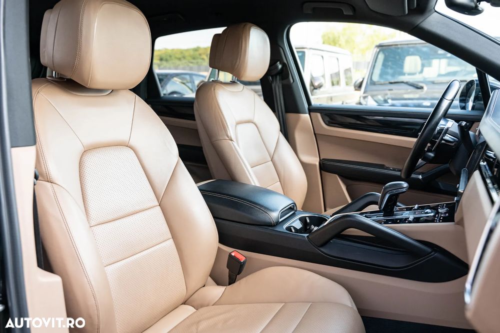 Porsche Cayenne Tiptronic S - 10