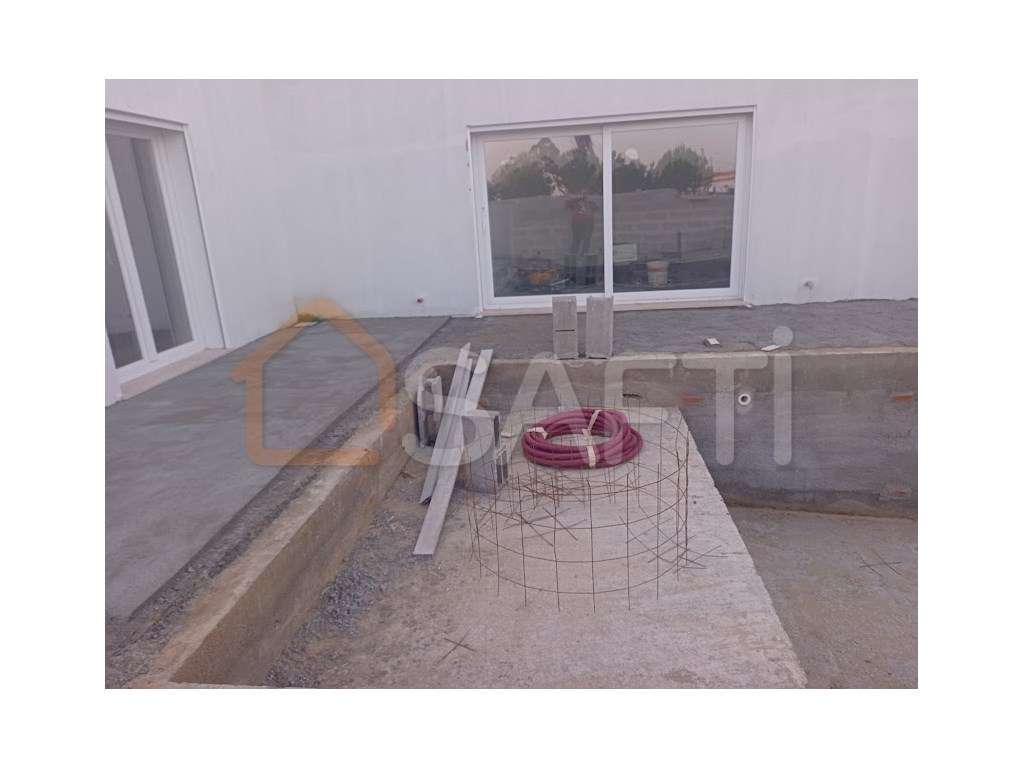 Moradia T3 em construção com piscina e garagem, em Marinhais, Salva... - Grande imagem: 3/18