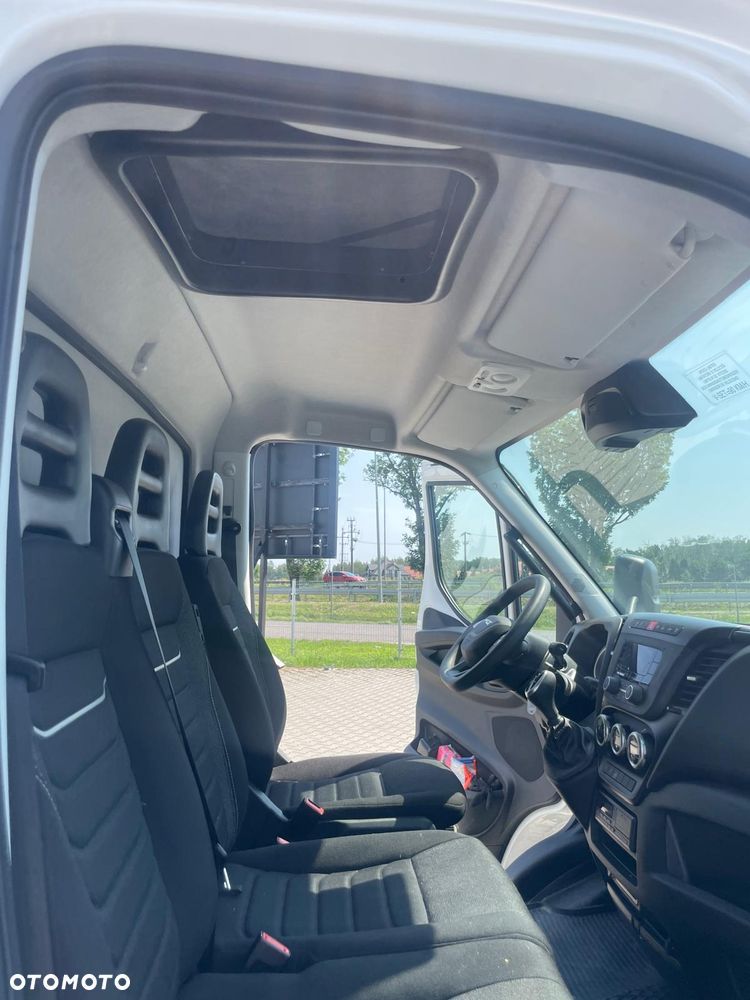 Iveco 70C18A8 Kabina Sypialna z Ogrzewaniem Automat Firanka Winda 1000KG! - 20