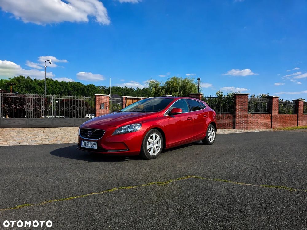 Volvo V40 D2 Drive-E R-Design Momentum - 2