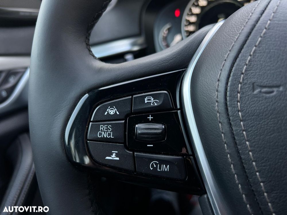 BMW Seria 5 530e AT PHEV - 27