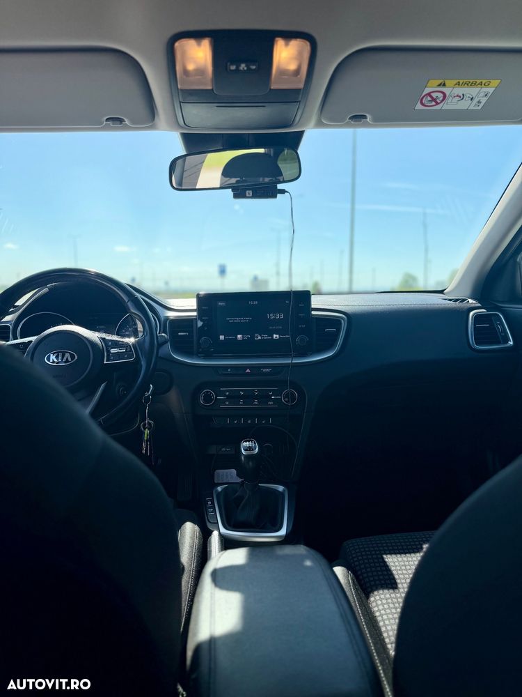 Kia Ceed 1.5 T-GDI 6MT Best - 14