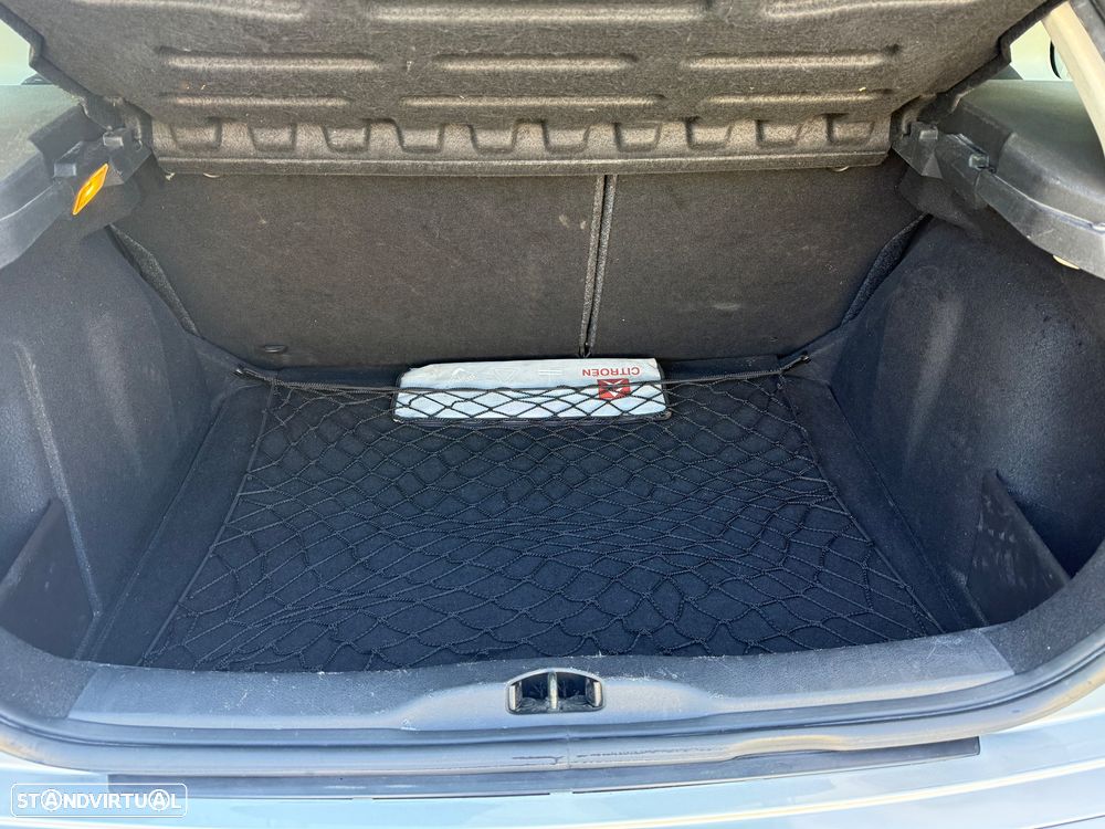 Citroën C4 1.6 HDi 110 SX Pack - 21