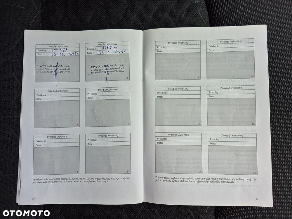 Toyota Corolla 1.8 Hybrid Comfort - 28