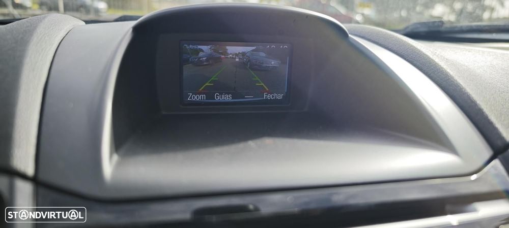 Ford Fiesta 1.6 T ST - 38