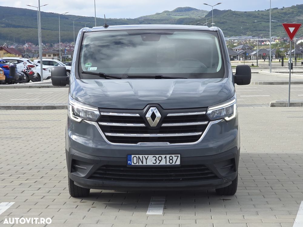 Renault Trafic - 16