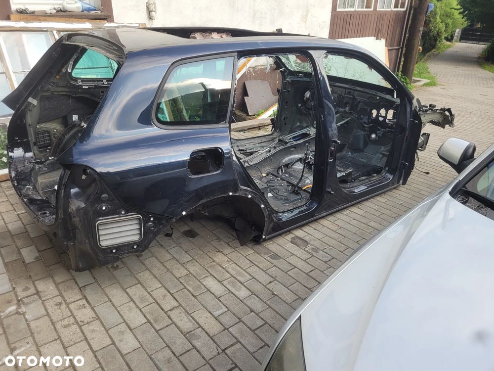 VW TOUAREG II 7P błotnik tylny ćwiartka tylna - 1