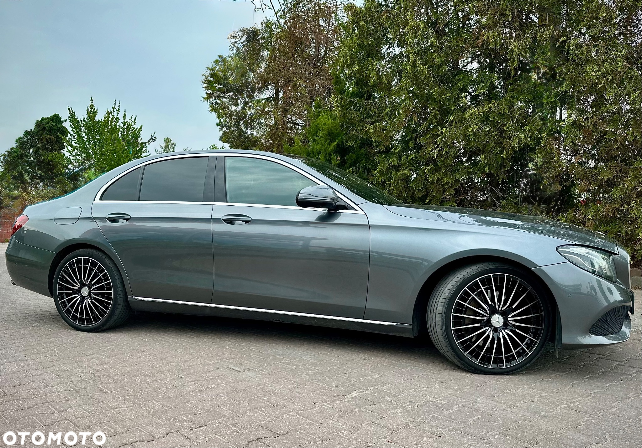 Mercedes-Benz Klasa E 350 d 9G-TRONIC - 12