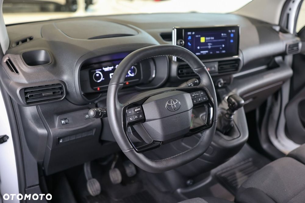 Toyota PROACE CITY - 7