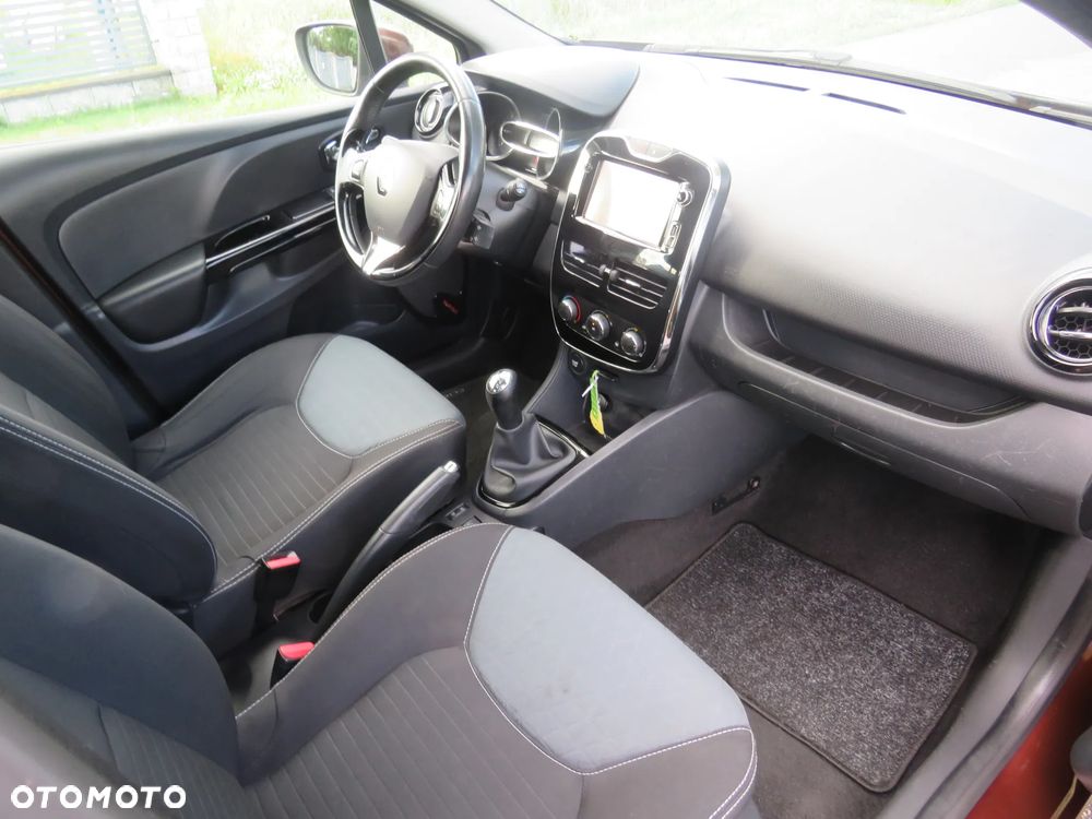 Renault Clio dCi 90 Limited - 8