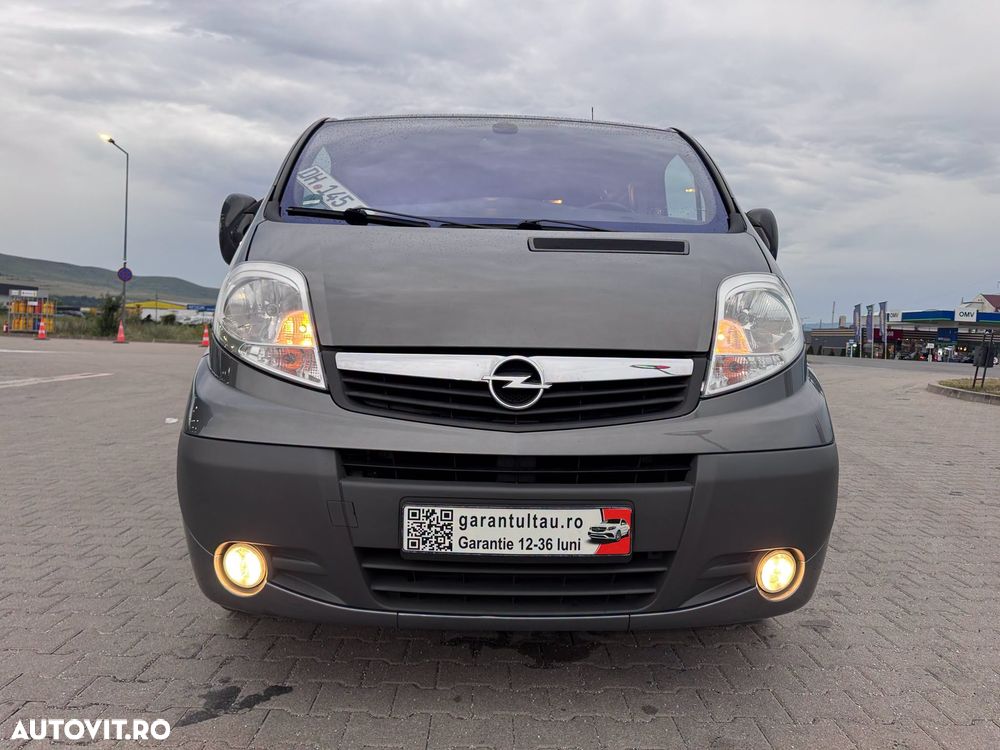 Opel Vivaro - 8