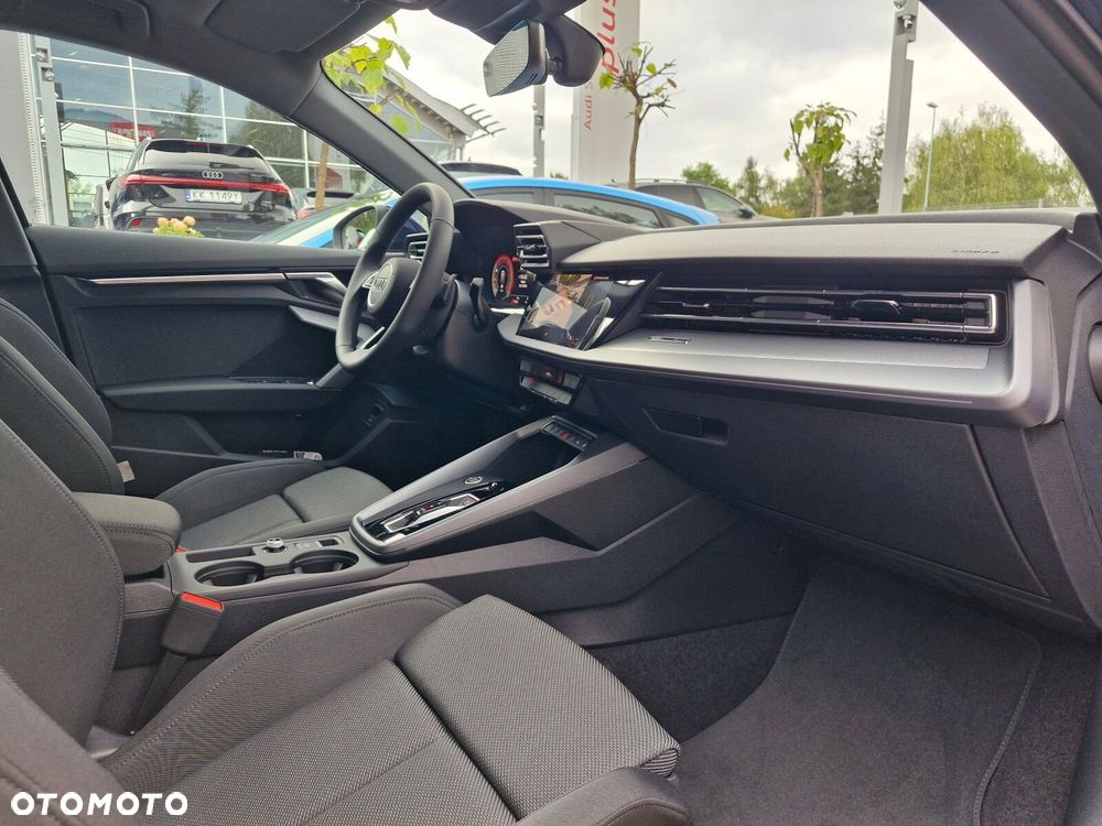 Audi A3 Sportback 35 TFSI mHEV Advanced S tronic - 11