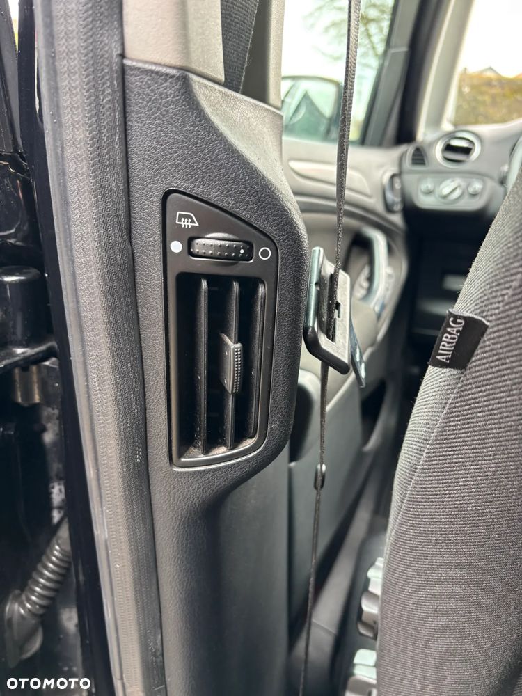 Ford Galaxy 2.0 TDCi Titanium - 26