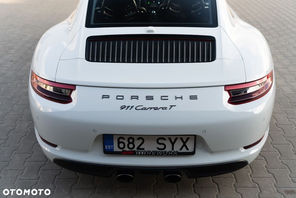 Porsche 911 Carrera T - 12