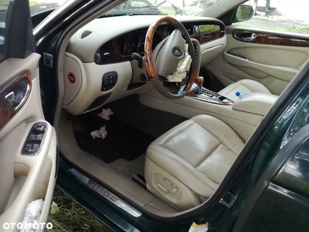 Jaguar XJ XJ8 4.2 Executive - 7
