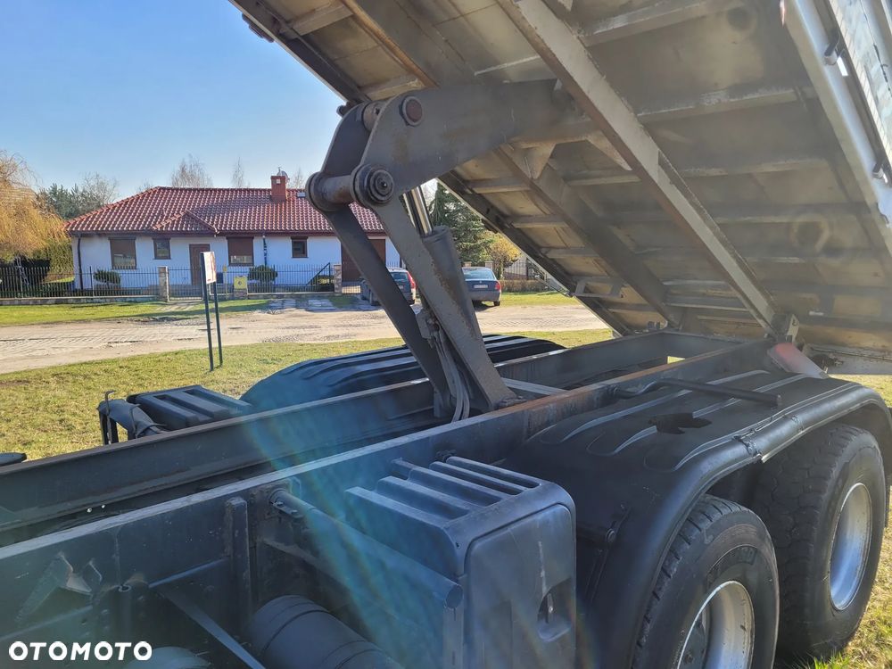 Iveco TRAKKER - 5