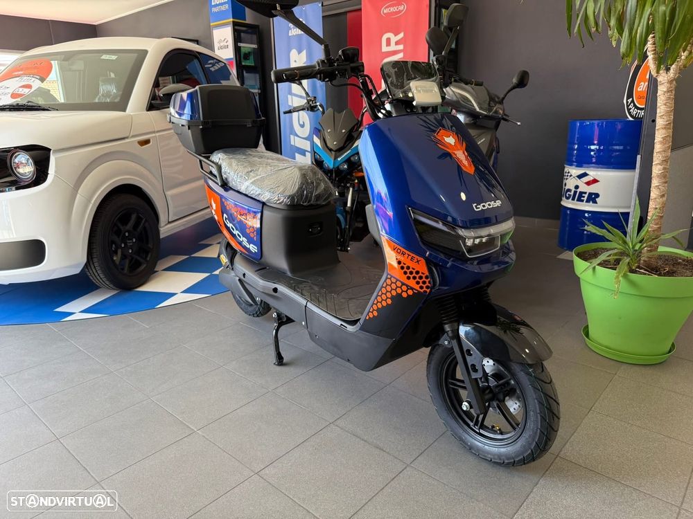 Outra não listada Outra - 11