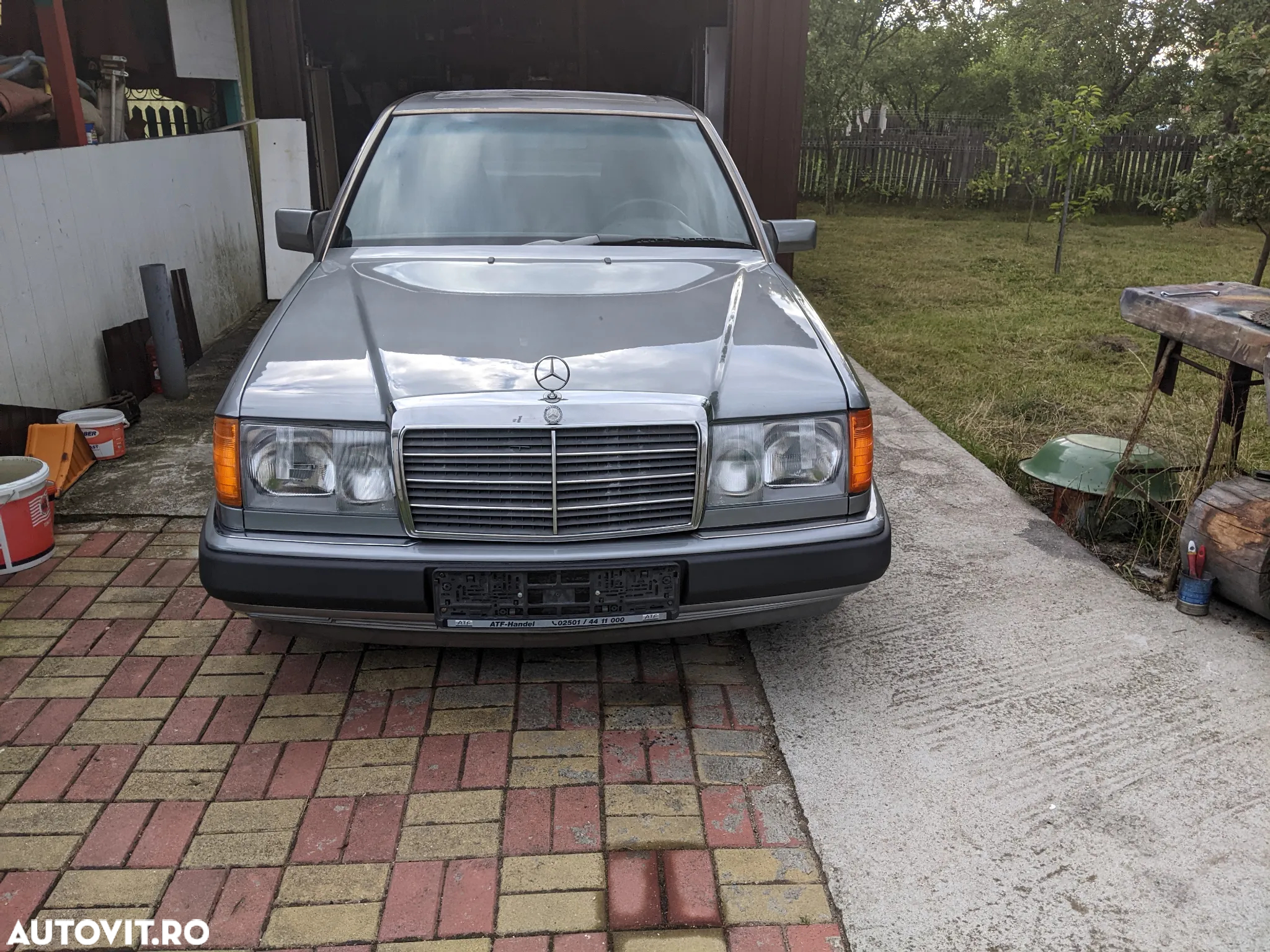 Mercedes-Benz W124 - 9
