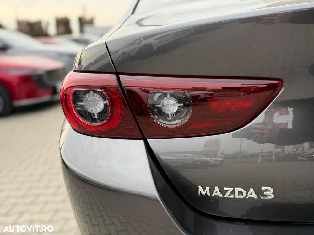 Mazda 3 e-SKYACTIV-X 186 M HYBRID Aut. CENTRE-LINE - 9