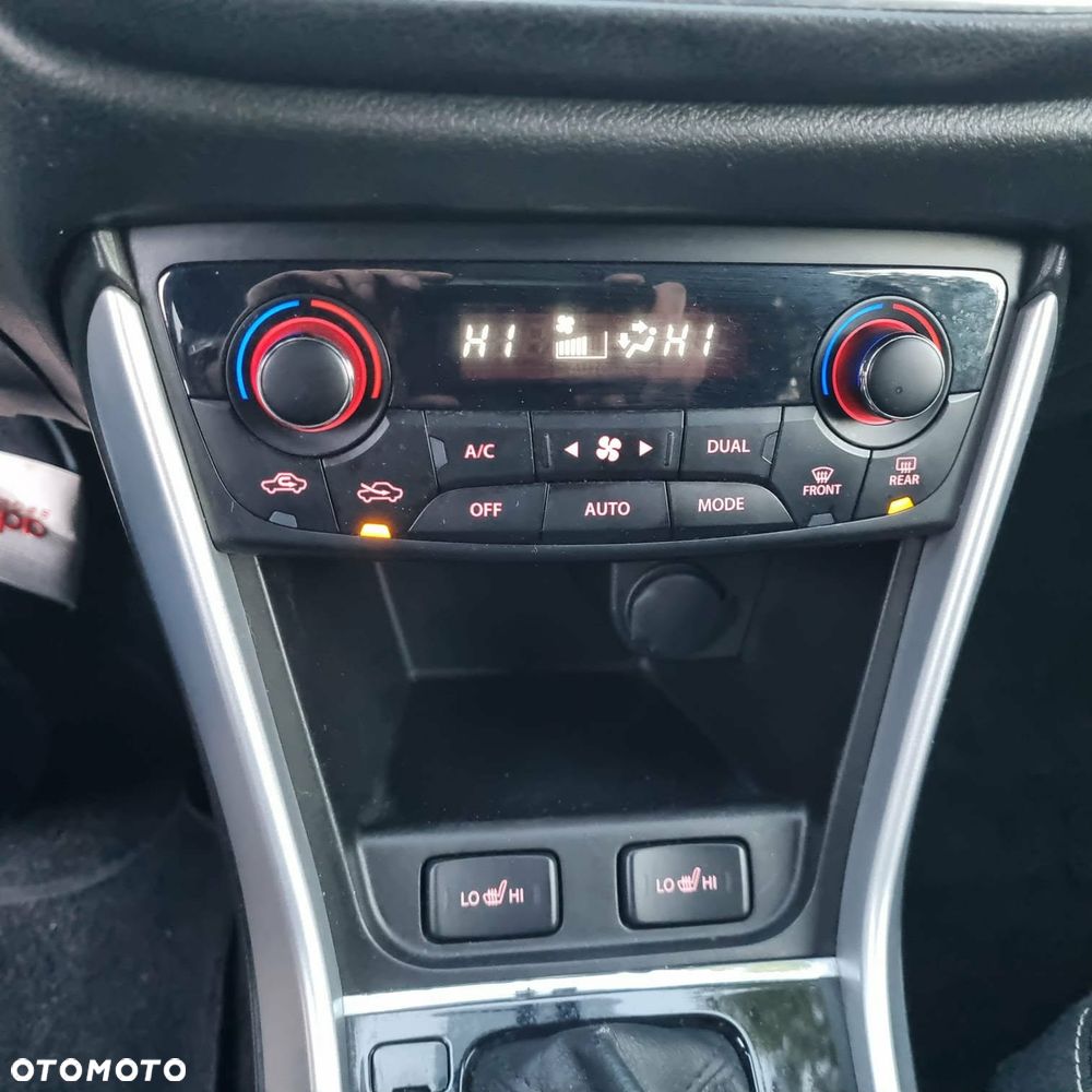 Suzuki S-Cross - 24