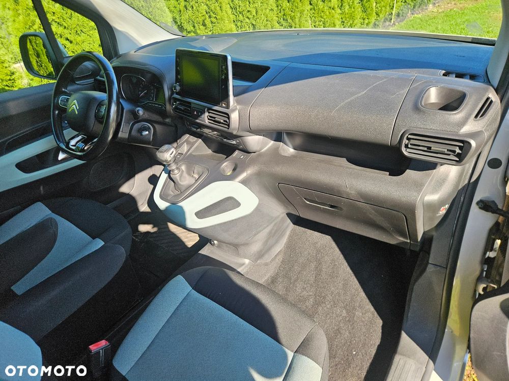 Citroën Berlingo XL 1.2 PureTech Live Pack S&S (7-os.) - 7