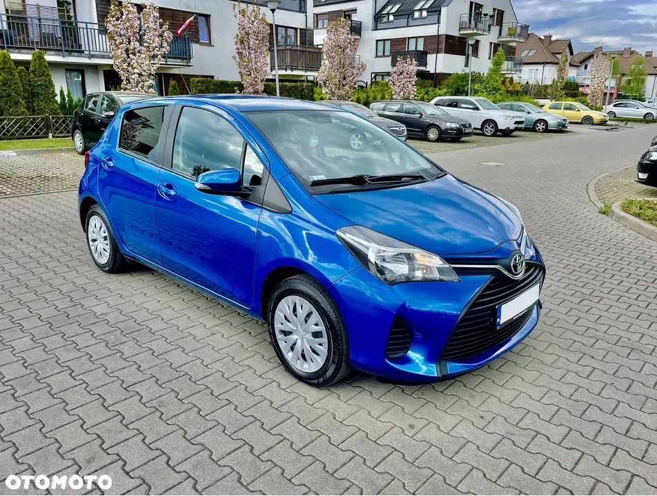 Toyota Yaris 1.33 Premium EU6 - 5
