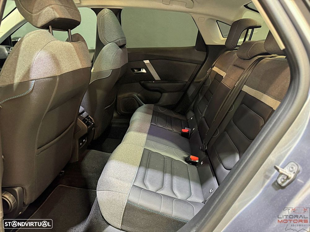 Citroën C4 X 1.2 PureTech Shine Pack EAT8 - 17