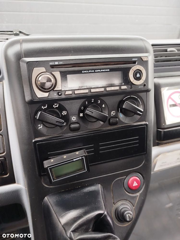 Mitsubishi CANTER - 9
