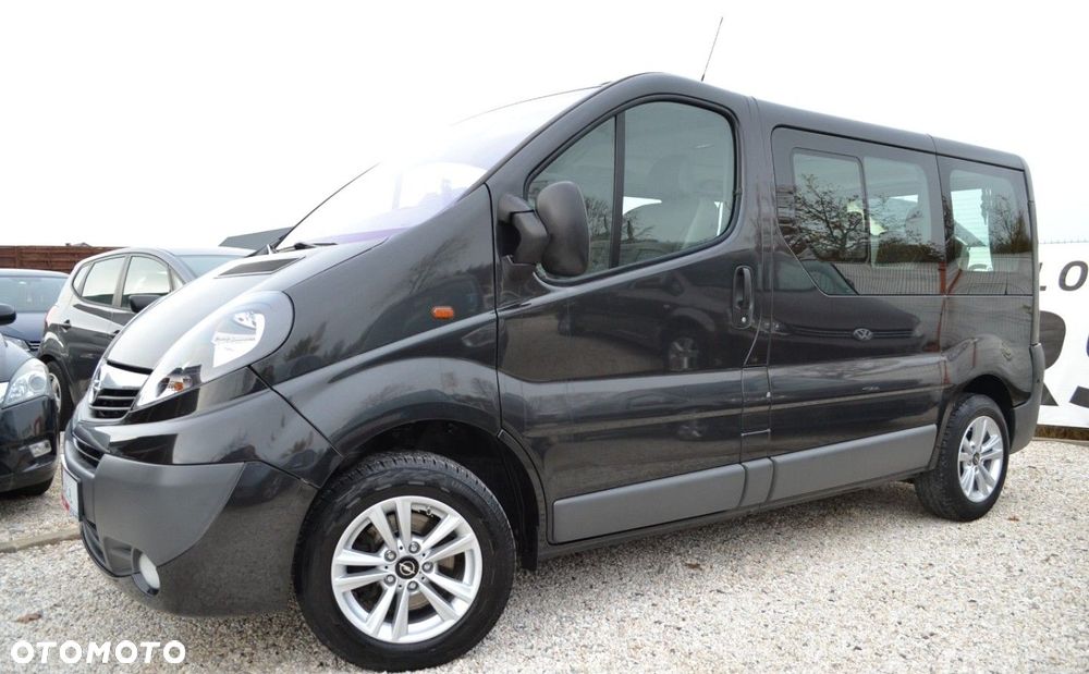 Opel Vivaro - 14