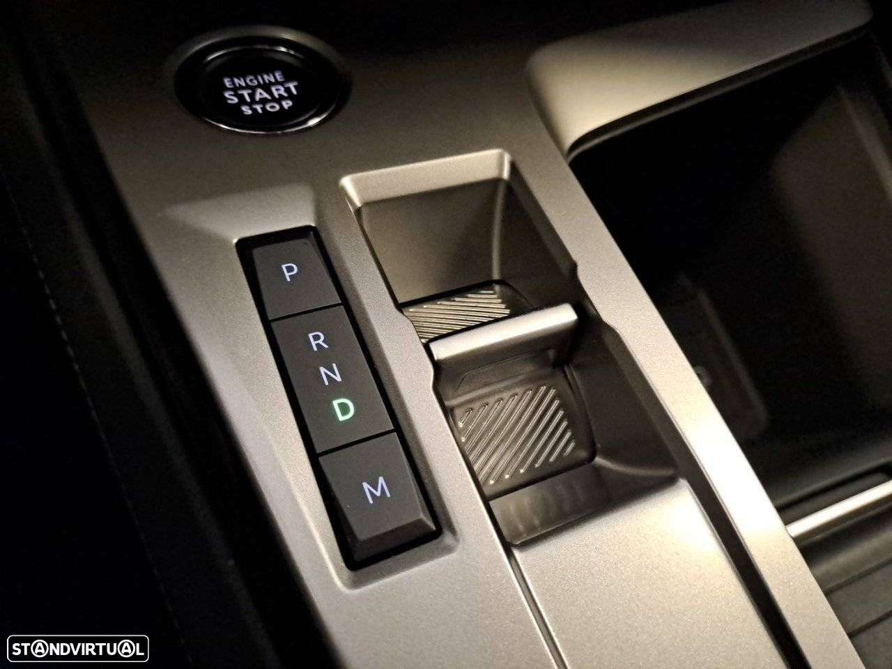 Peugeot 408 1.2 PureTech Allure EAT8 - 19
