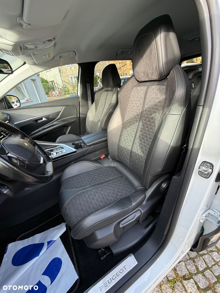 Peugeot 3008 1.5 BlueHDi Road Trip S&S EAT8 - 9