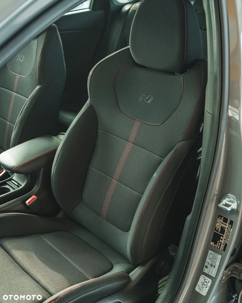 Hyundai i30 1.6 T-GDI Modern DCT - 17