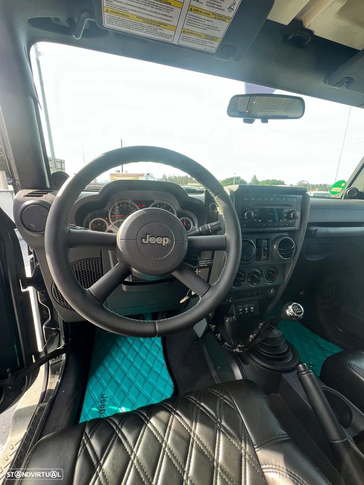 Jeep Wrangler Unlimited 2.8 CRD MTX Rubicon - 17