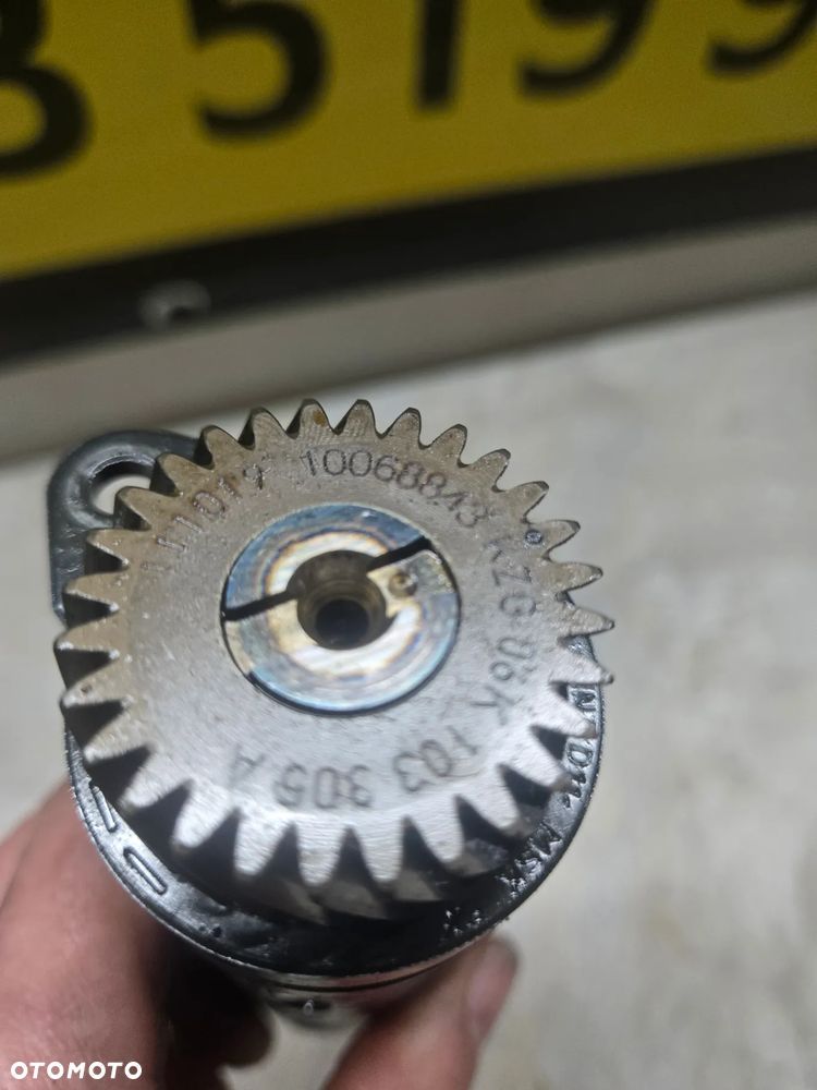 WAŁEK BALANSOWY DO SILNIKA 1.8 2.0 TFSI  06K103305A - 2